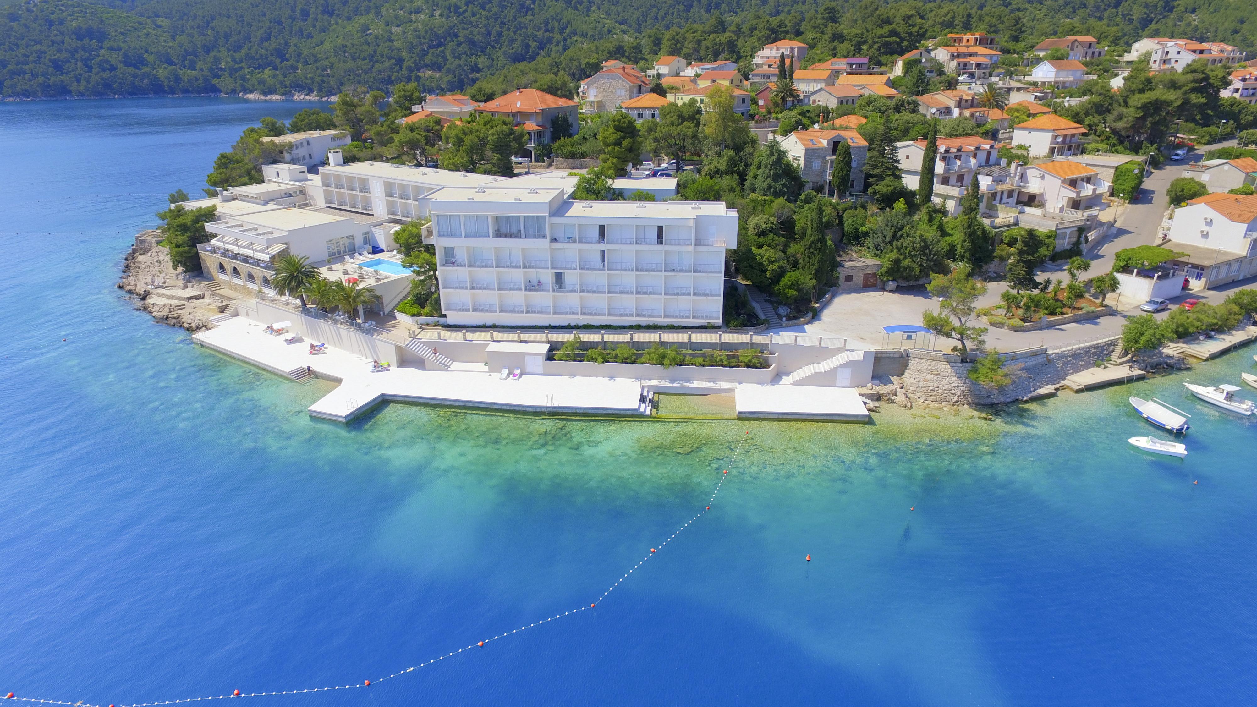 Aminess Younique Lume Hotel Brna Bagian luar foto
